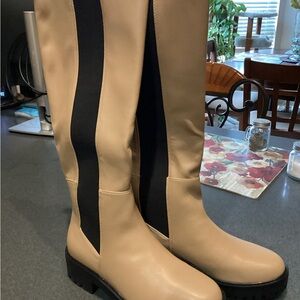 Stylish Tan and Black Women's Boots